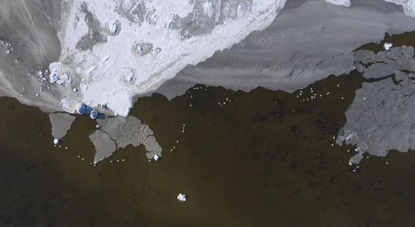 Uma Vista Aérea Paisagens Neve Flutuações Gelo Mar — Fotografia de Stock