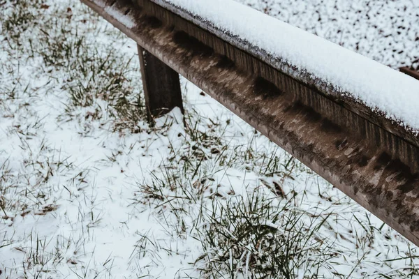 Närbild Bild Rälsen Ett Tåg Täckt Snö Vintern — Stockfoto