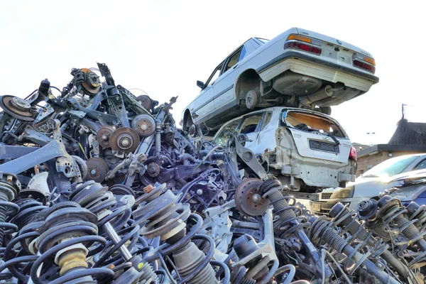 Εγκαταλελειμμένα Ανταλλακτικά Αυτοκινήτων Στο Τορίνο Της Ιταλίας — Φωτογραφία Αρχείου