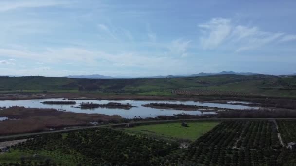 Hermoso Paisaje Con Río Lago — Vídeos de Stock