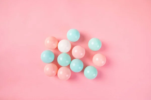 Top View Colorful Plastic Balls Pink Background — Stock Photo, Image