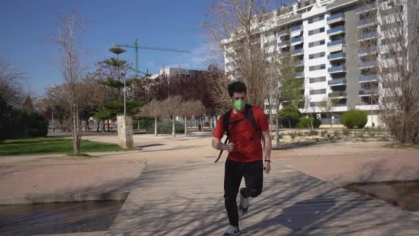 Excited Spanish Man Face Mask Enjoying Outdoors While Walking Happily — Vídeos de Stock