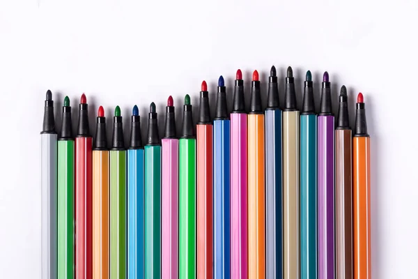 Gekleurde Stiften Zonder Doppen Geïsoleerd Witte Achtergrond — Stockfoto