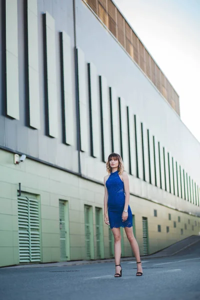 Vertical Shot Young Attractive Female Blue Dress Posing Outdoors — 스톡 사진