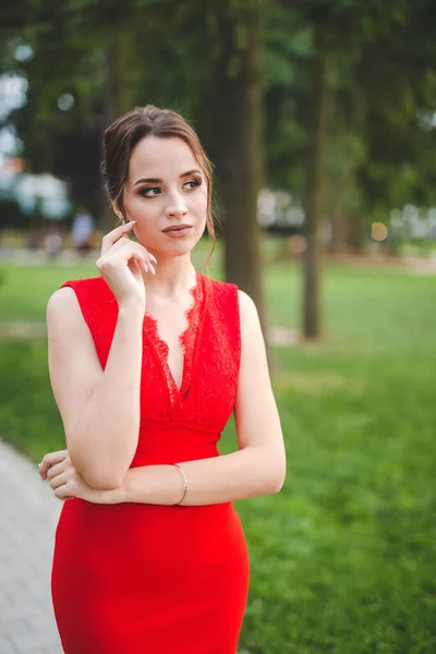 Vertical Shot Beautiful Female Classy Red Dress Talking Phone — Stock Photo, Image