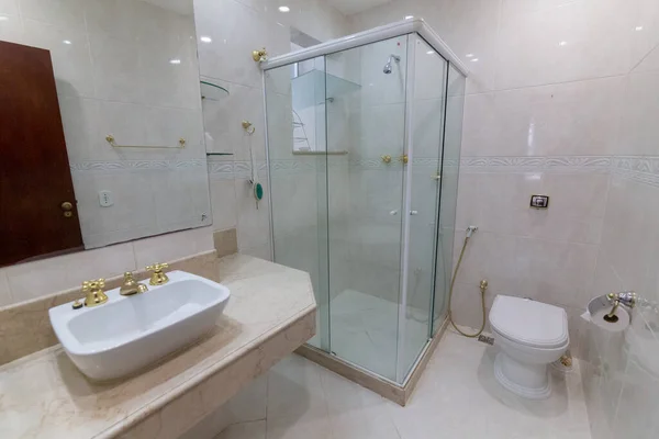 샤워실 현대식 욕실의 아름다운 — 스톡 사진