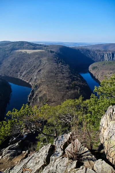 Veduta Fiume Tortuoso Nella Valle — Foto Stock