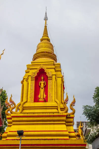 Vertical Shot Temple Wat Mung Muang Chiang Rai Thailand — Stock Photo, Image