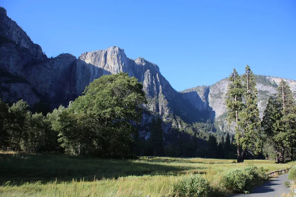 Una Hermosa Vista Parque Nacional Yosemite California Durante Día — Foto de Stock