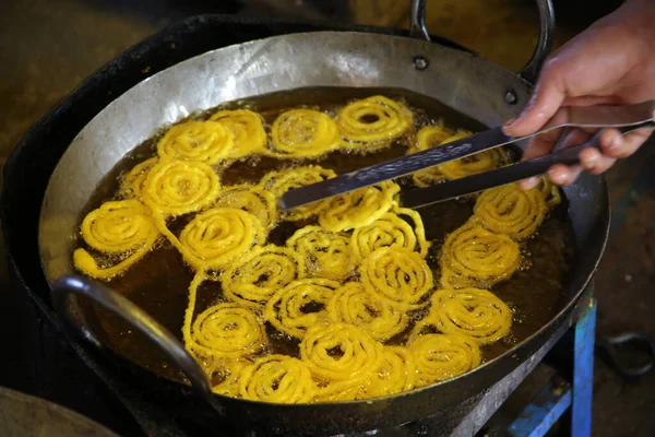 Man Preparing Jalebi Frying Pan — Stock Photo, Image