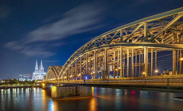 Puente Hohenzollern Colonia Alemania —  Fotos de Stock