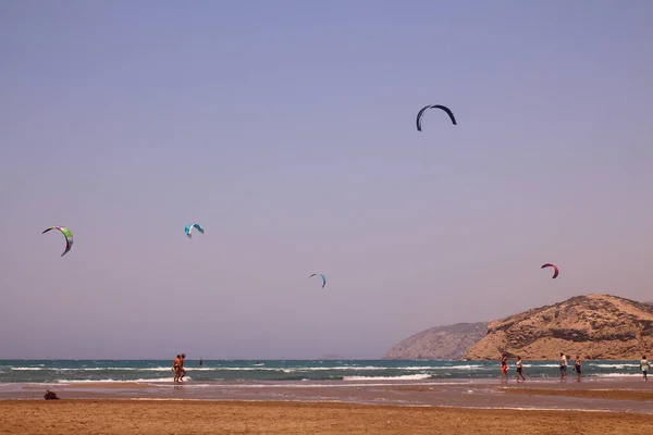 Rhodes Grèce Juil 2018 Plan Horizontal Vagues Chatons Contre Les — Photo