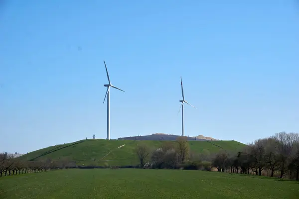 Widok Turbin Wiatrowych Energię Alternatywną — Zdjęcie stockowe