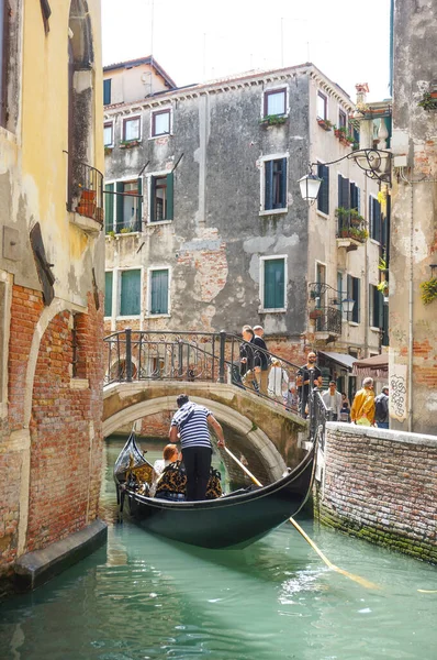 Venise Italie Avril 2016 Les Gens Dans Une Télécabine Sur — Photo
