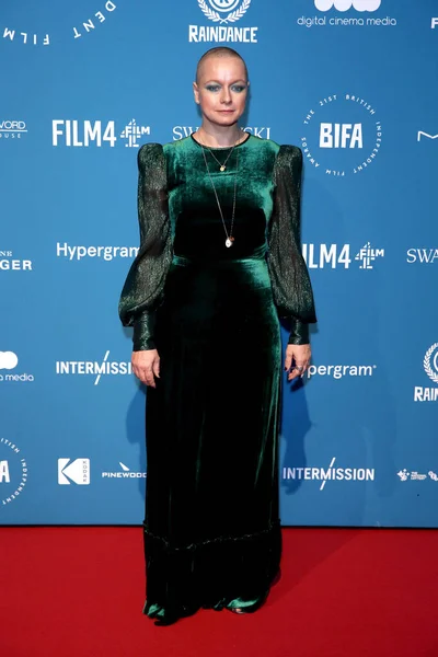 イギリス ロンドン 2018年12月2日 サマンサ モートンが2018年12月2日にイギリス ロンドンで開催された第21回英国インディペンデント映画賞を受賞 — ストック写真
