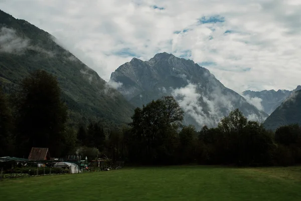 Beautiful Mountainous Landscape Cloudy Sky Triglav National Park Slovenia — Stock Photo, Image