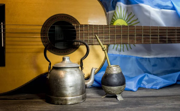 Yerba Mate Kytara Smažené Pečivo Symboly Argentinské Tradice — Stock fotografie