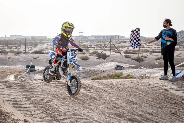 Dubai United Arab Emirates Μαρ 2021 Junior Motocross Αναβάτη Και — Φωτογραφία Αρχείου