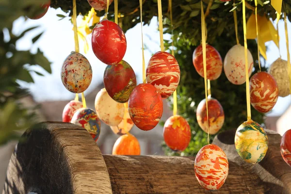 Belos Ovos Decorativos Coloridos Usados Para Decorar Poços Alemanha Para — Fotografia de Stock