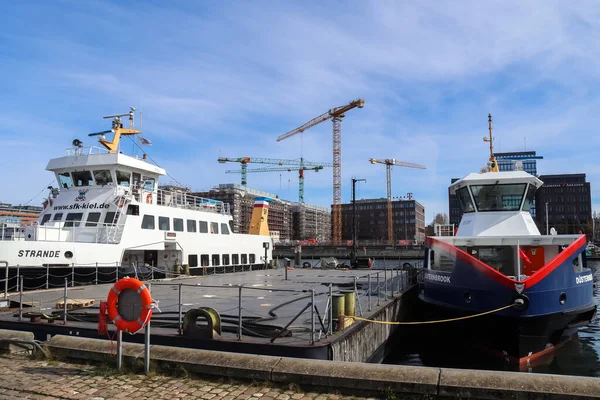 Kiel Deutschland April 2021 Einem Sonnigen Frühlingstag Hafen Von Kiel — Stockfoto