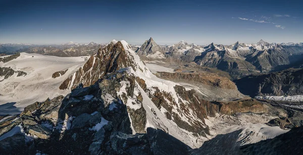 Vista Panorâmica Paisagem Montanhosa Alpina Wallis Com Picos Famosos Matterhorn — Fotografia de Stock