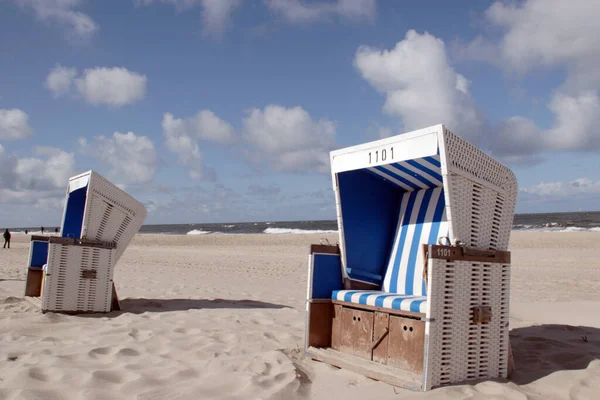 Several Beach Chairs Sandy Beach Blue Cloudy Sky Sylt Germany — Stock Photo, Image