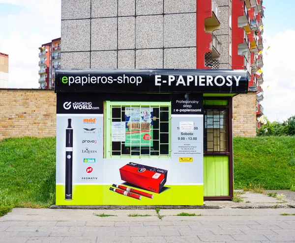 Poznan Poland Apr 2016 Epapieros Shop Маленький Магазин Продажу Електронних — стокове фото