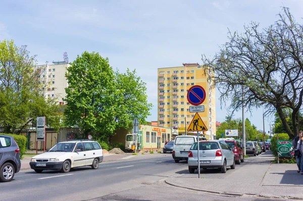 Poznan Pologne Mai 2016 Poznanvoitures Garées Dans Une Rue Avec — Photo