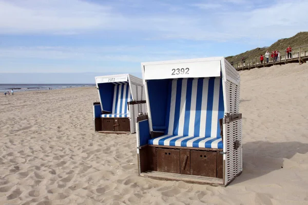 Closeup Shot Blue Beach Chairs Sandy Beach Blue Cloudy Sky — Stock Photo, Image