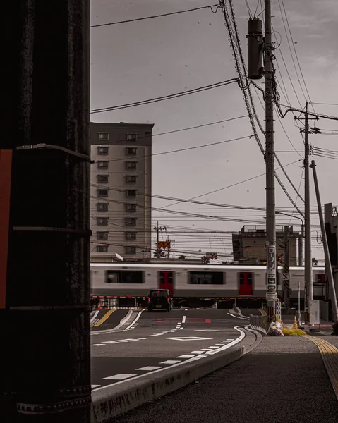 Een Verticaal Schot Van Een Trein Auto Weg Een Sombere — Stockfoto