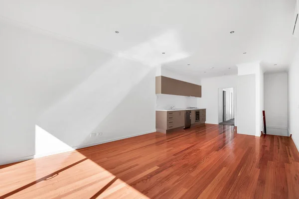 Renovated Apartment White Painted Wall — Stock Photo, Image