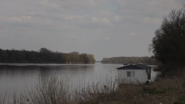 Ein Schöner Blick Auf Den See Der Landschaft — Stockvideo