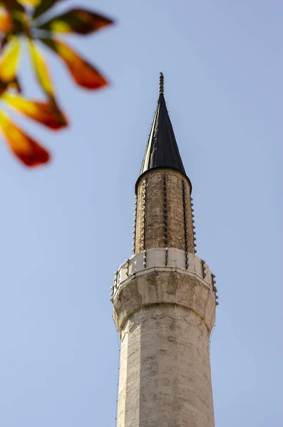 Plano Vertical Una Mezquita Una Mezquita Sarajevo Bosnia Herzegovina —  Fotos de Stock