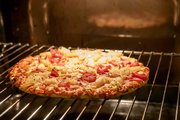 Closeup Ham Pizza — Stock Photo, Image