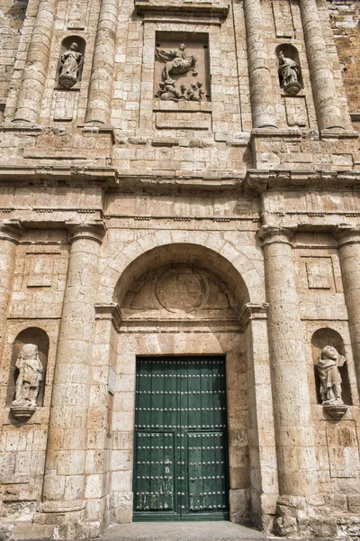 스페인 발라도 레스에 산티아고 성당의 — 스톡 사진