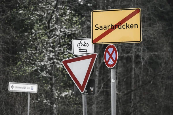 City Exit Sign Saarbruecken University Other Street Signs — Stock Photo, Image