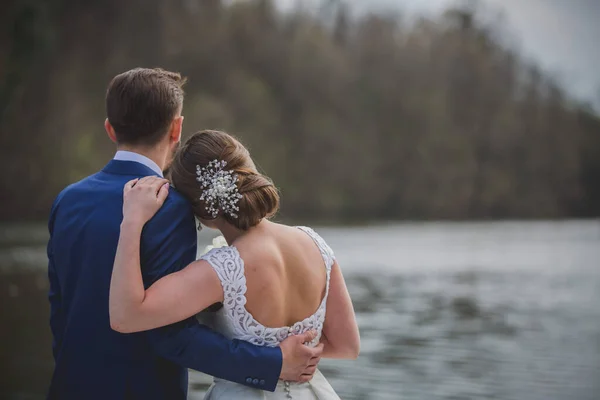 Nahaufnahme Eines Bräutigams Und Einer Braut Hochzeitstag — Stockfoto