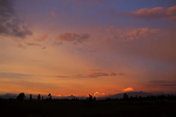 Večer Andes Ekvádoru Vulkánem Cotopaxi Saquisilu — Stock fotografie