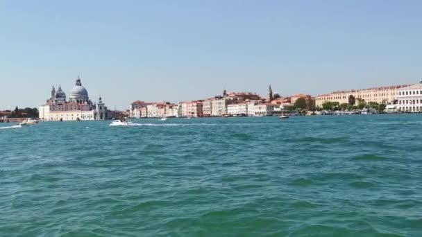 Venetië Italië Augustus 2017 Kerk Gondels Het Water San Giorgio — Stockvideo