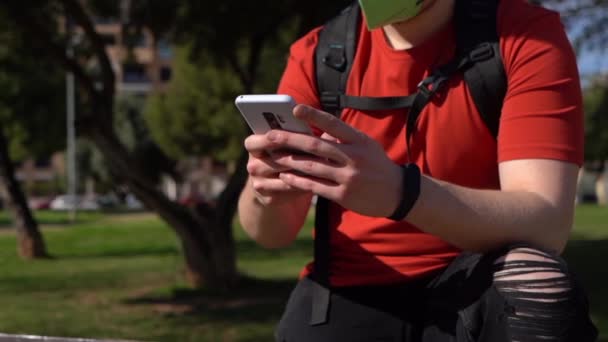 Close View Man Using Smartphone Street — Stock Video