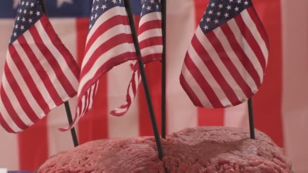 Viande Hachée Avec Drapeaux Des États Unis — Video