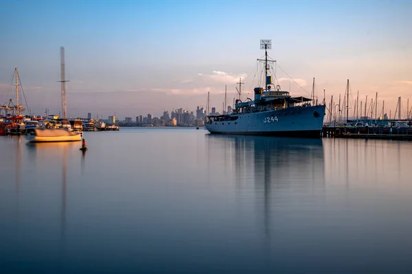 Melbourne Austrália Janeiro 2021 Navio Guerra Aposentado Atracado Permanentemente Praia — Fotografia de Stock