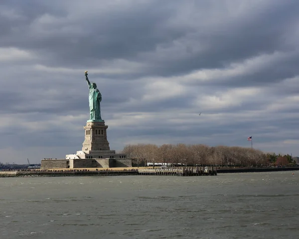 New York Taki Özgürlük Heykeli — Stok fotoğraf