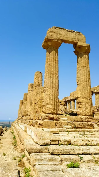 Plano Vertical Del Monumento Del Valle Los Templos Sicilia Italia —  Fotos de Stock