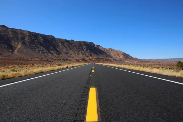 Close Van Een Amerikaanse Landweg Met Een Weids Uitzicht Het — Stockfoto