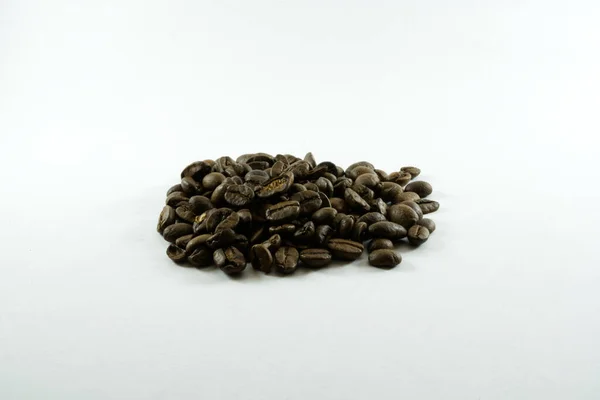 Isolated Close Shot Coffee Beans Wwith White Background — Stock Photo, Image