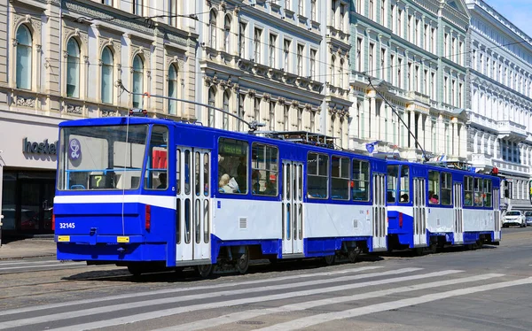 Latvia Jun 2016 Blauwe Witte Tram Het Centrum Van Riga — Stockfoto