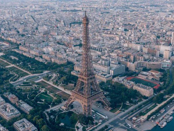 Una Vista Aérea Del Paisaje Urbano París Con Icónica Torre — Foto de Stock