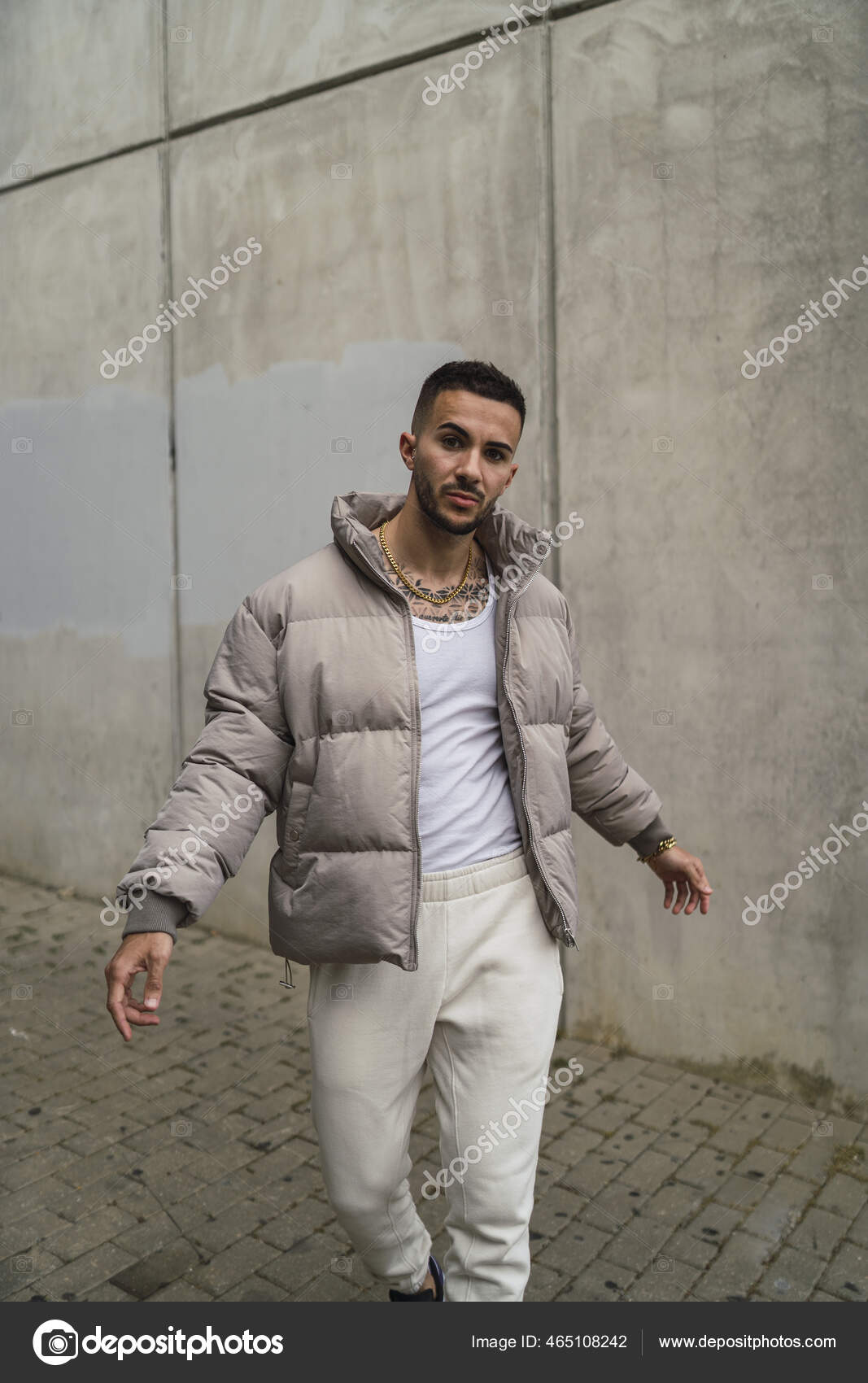 Suit man trendy black pose fashion style and white 26411145 Stock Photo at  Vecteezy