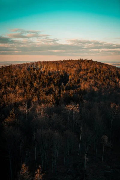 Vertical View Natural Landscape Forested Hills Sunset Bright Sky — Stock Photo, Image